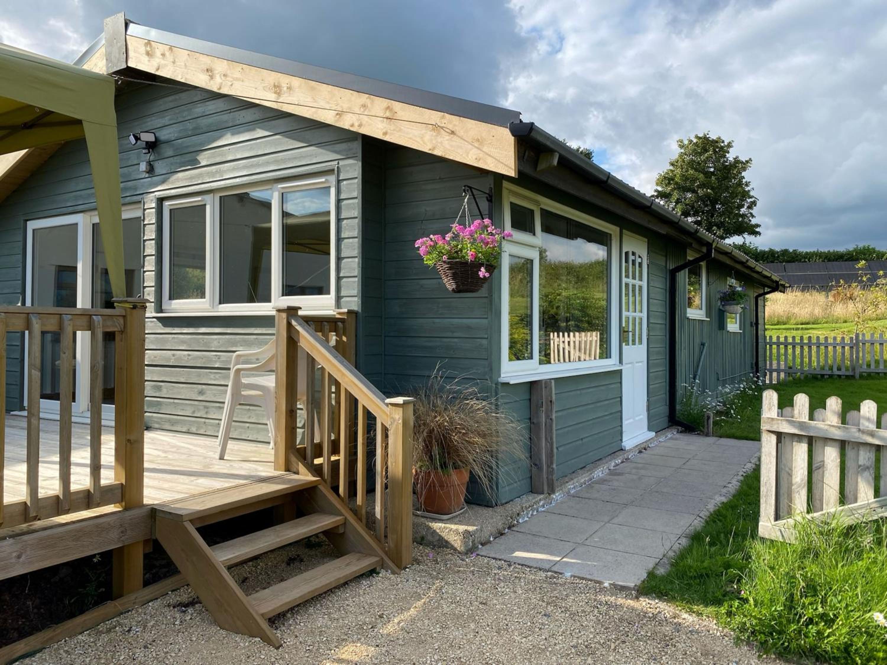 Hillside Lodge