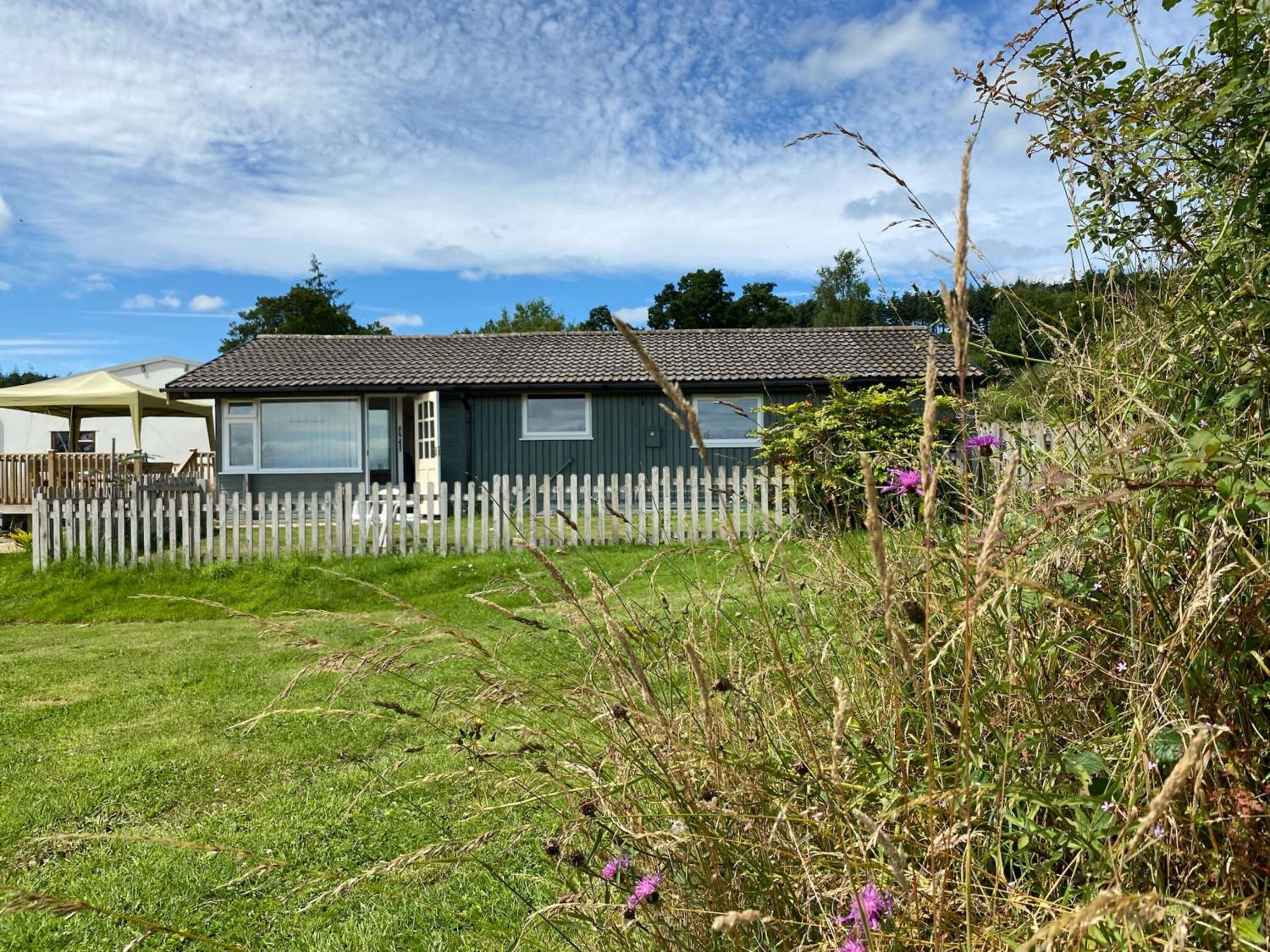 Hillside Lodge