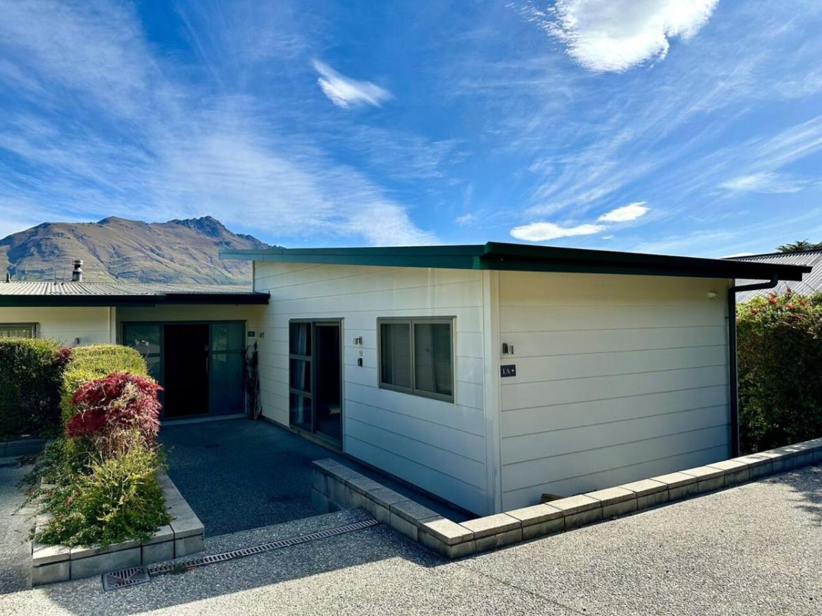 Tranquil Retreat 5 Min to Queenstown view 5