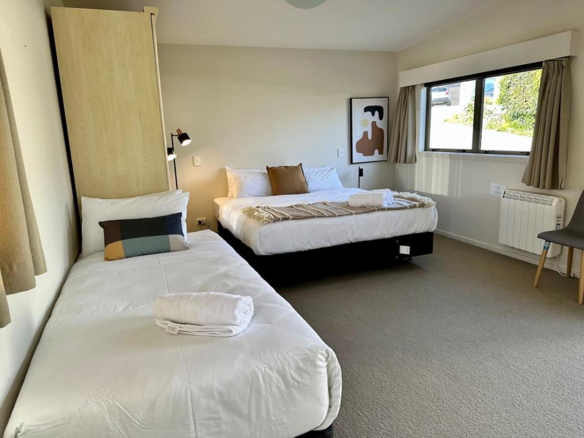 Tranquil Retreat 5 Min to Queenstown view 3