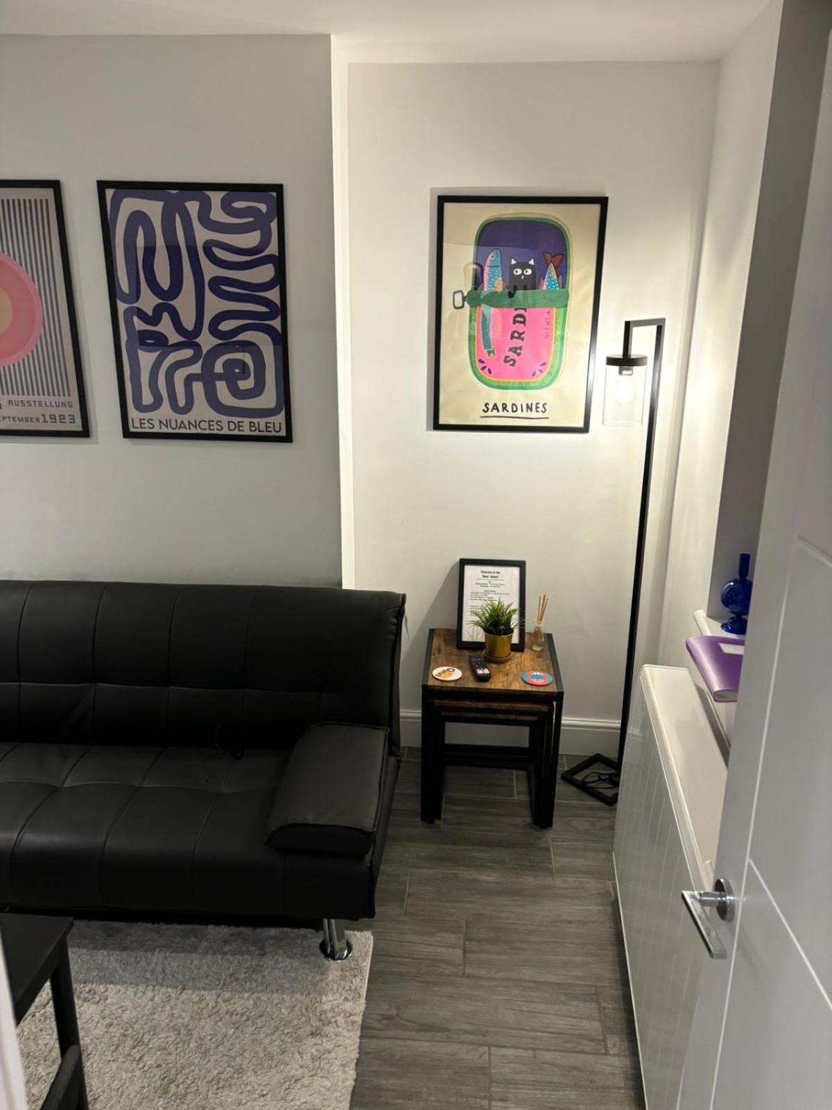 Modern apartment in central Brighton- North Laines view 5