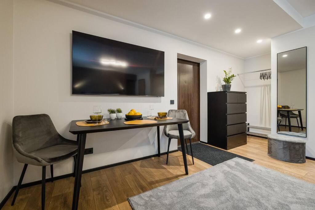 Rävala Apartment - Elegant 30sqm with kitchenette