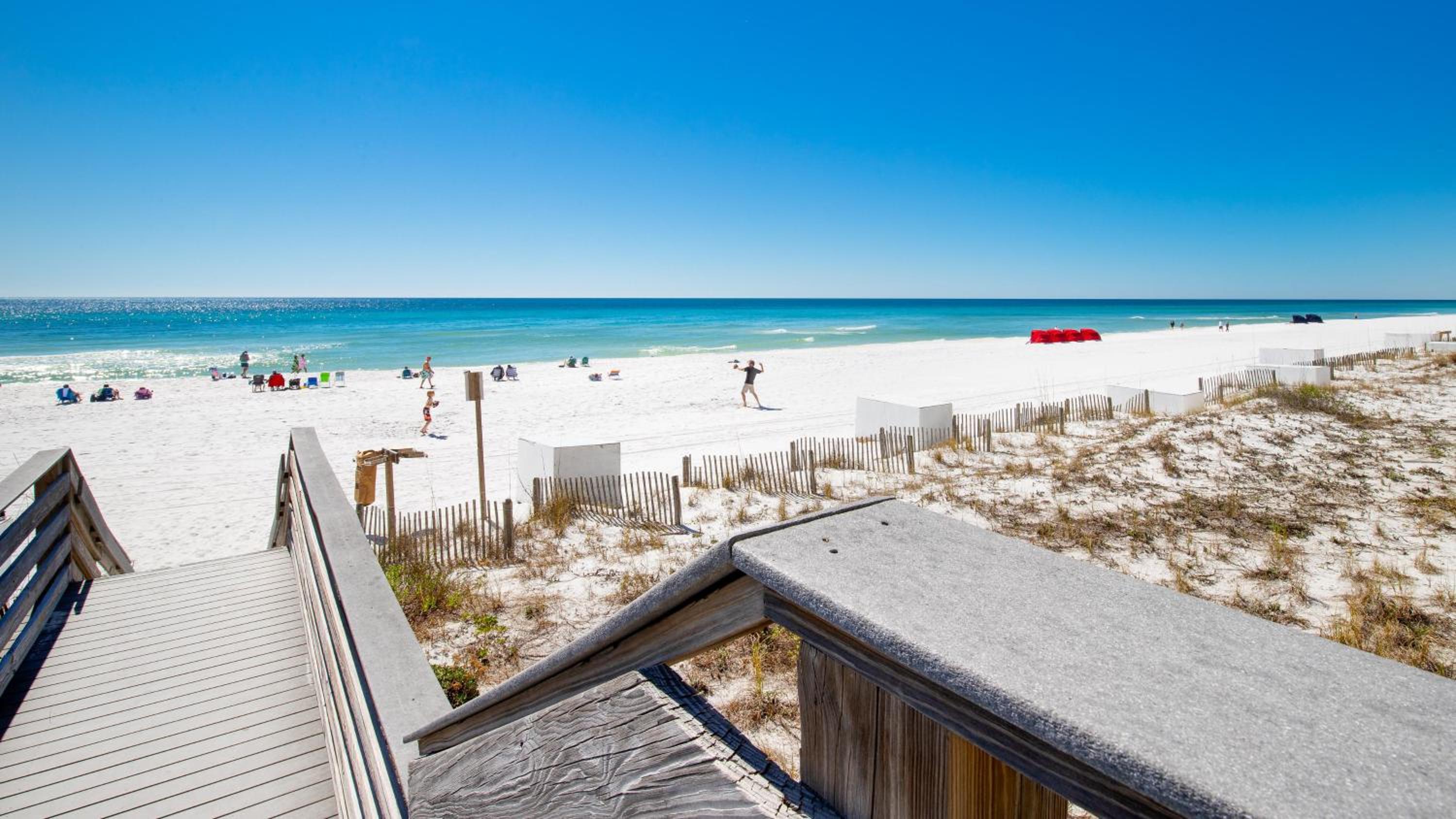 Beachside Two 4373 view 2