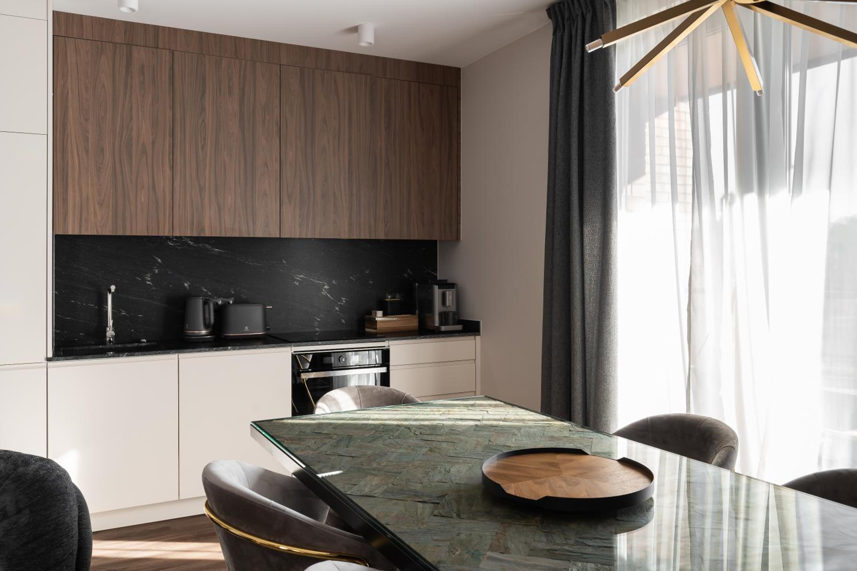 Scala Suites with Parking by Lion Apartments
