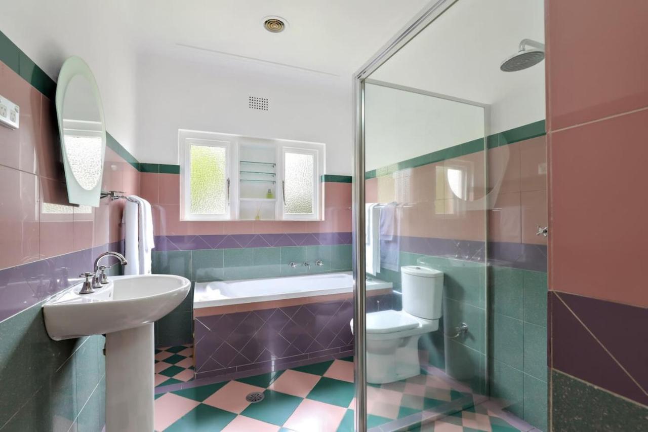 Sublime Art Deco Cottage - Leura, Blue Mountains