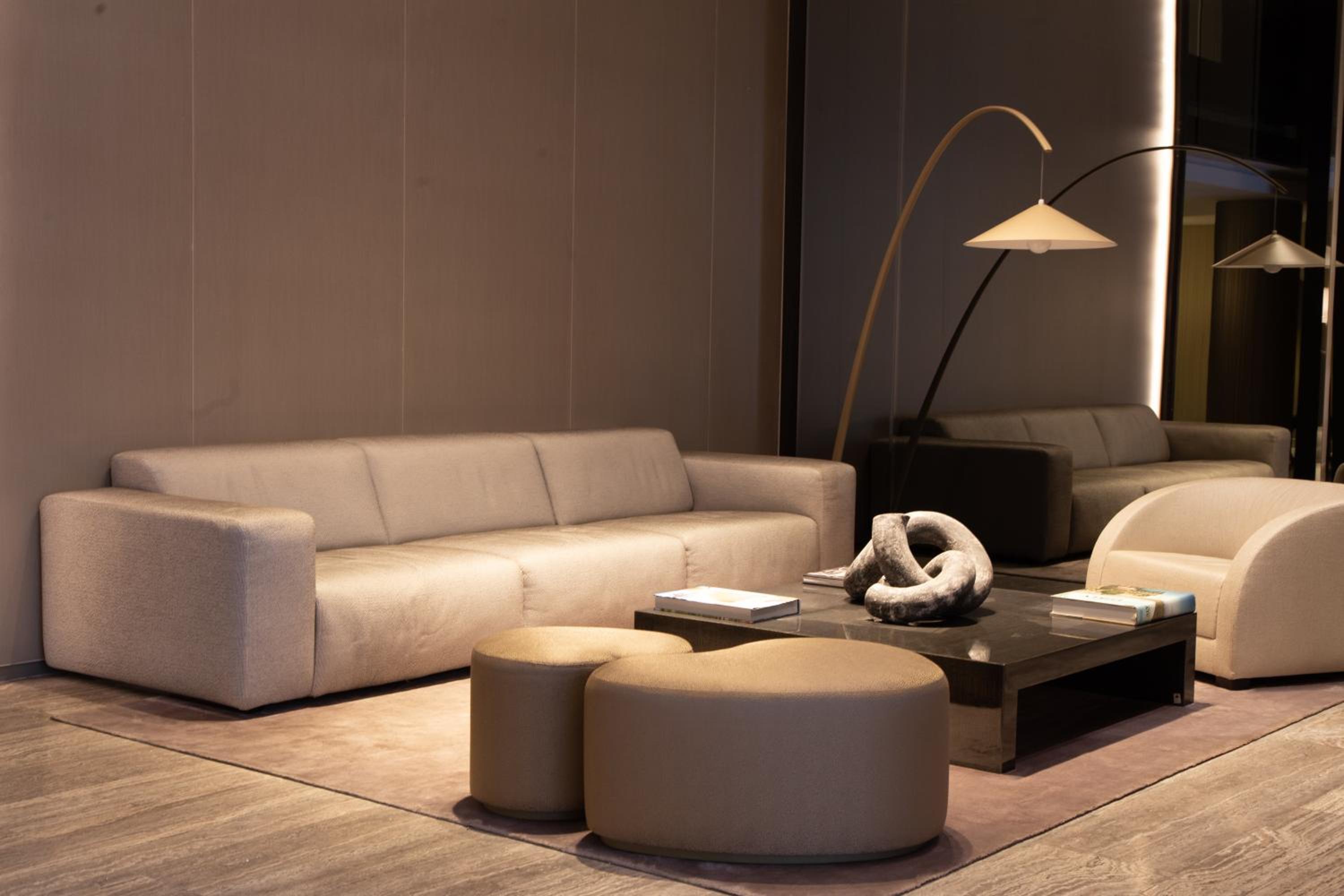 Deco Armani Beautiful Studio