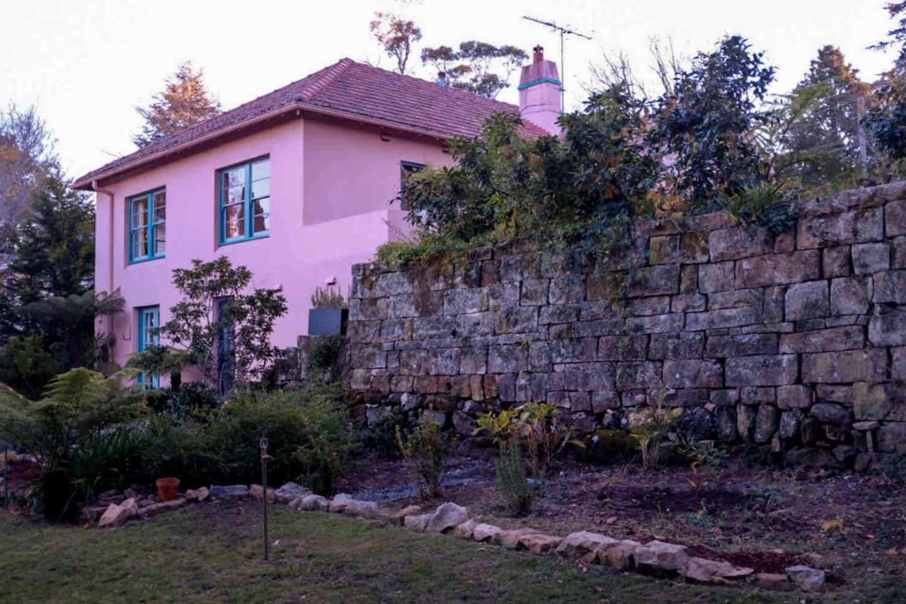 Sublime Art Deco Cottage - Leura, Blue Mountains