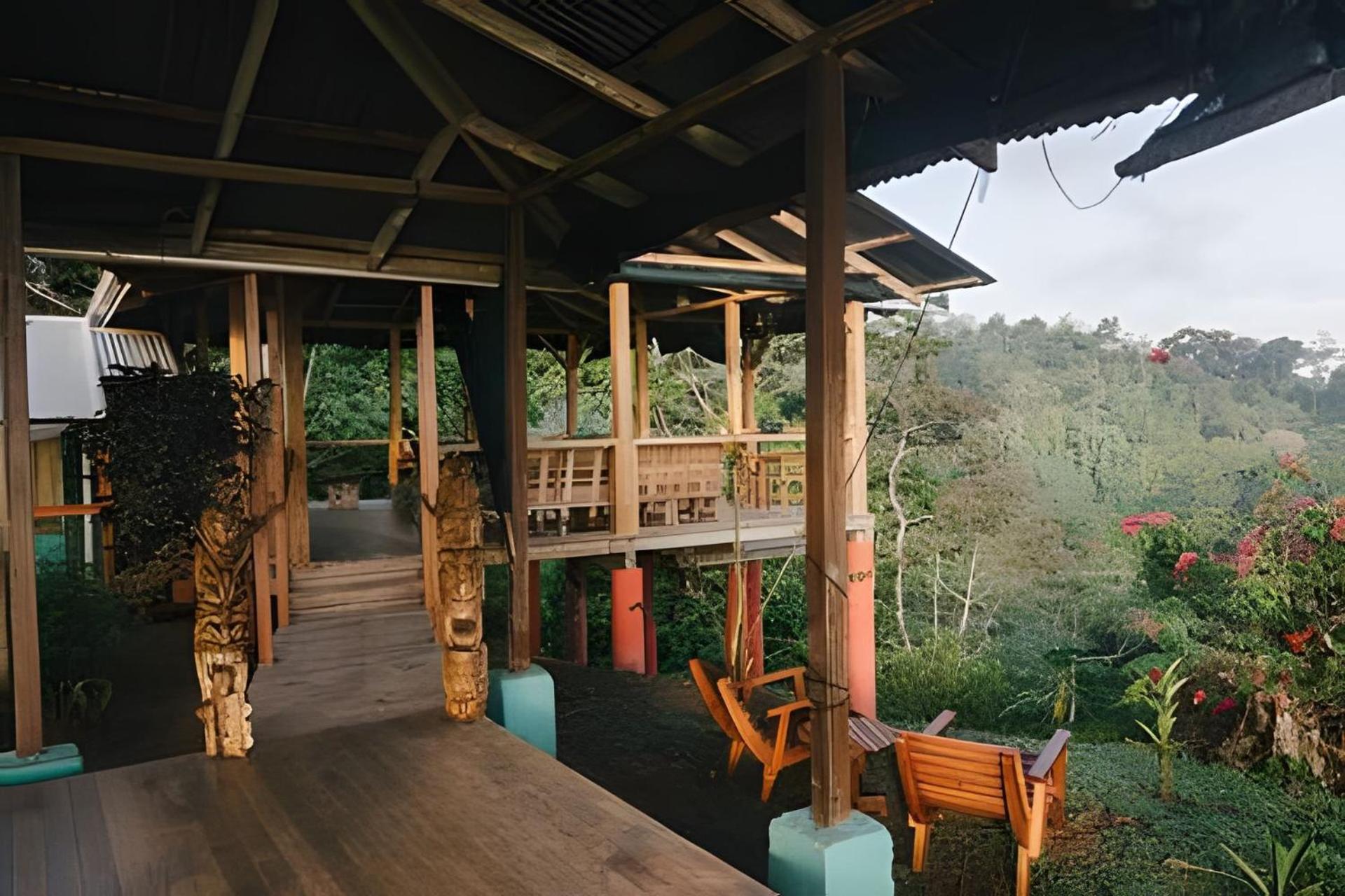 Balsa Nueva Lodge