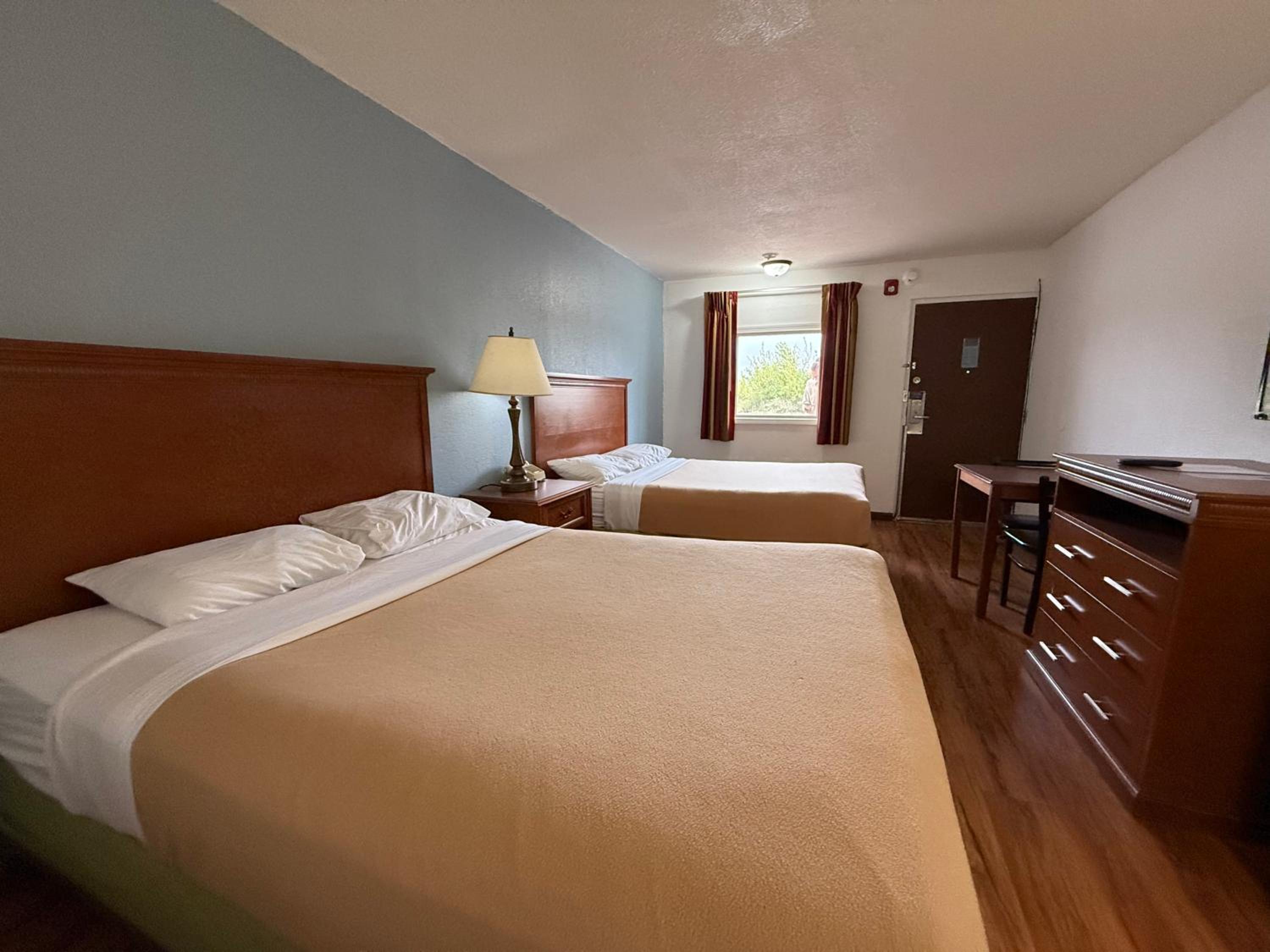 Relax Inn & Suites view 5