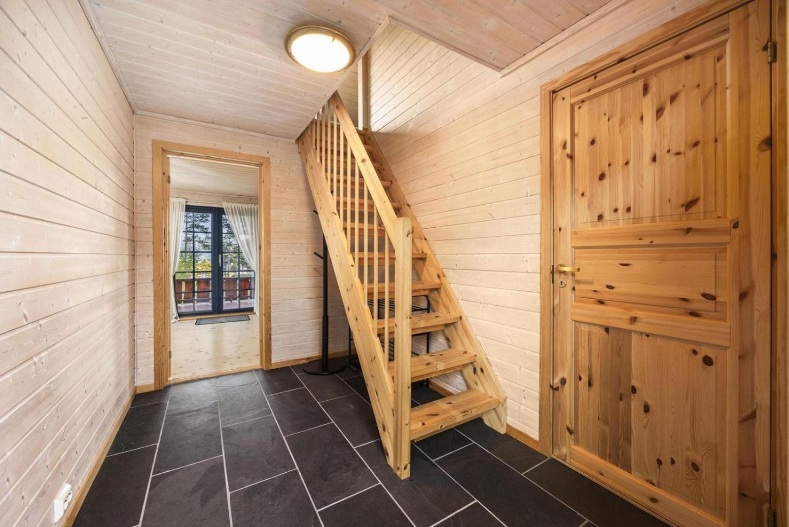 Cosy Norwegian Home with View & Fireplace - Marit's Hytte
