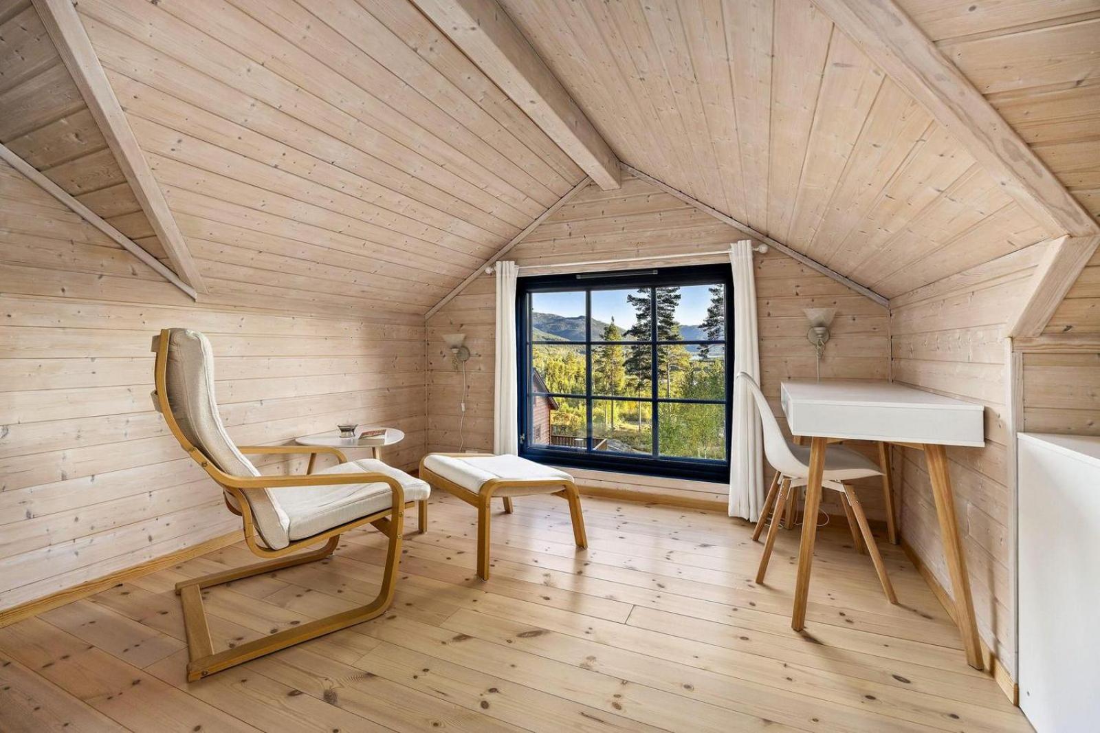 Cosy Norwegian Home with View & Fireplace - Marit's Hytte