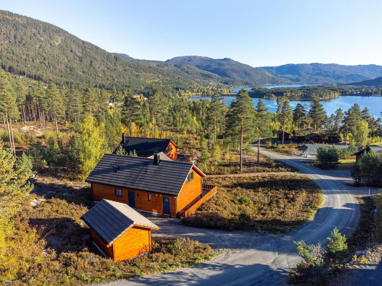 Cosy Norwegian Home with View & Fireplace - Marit's Hytte