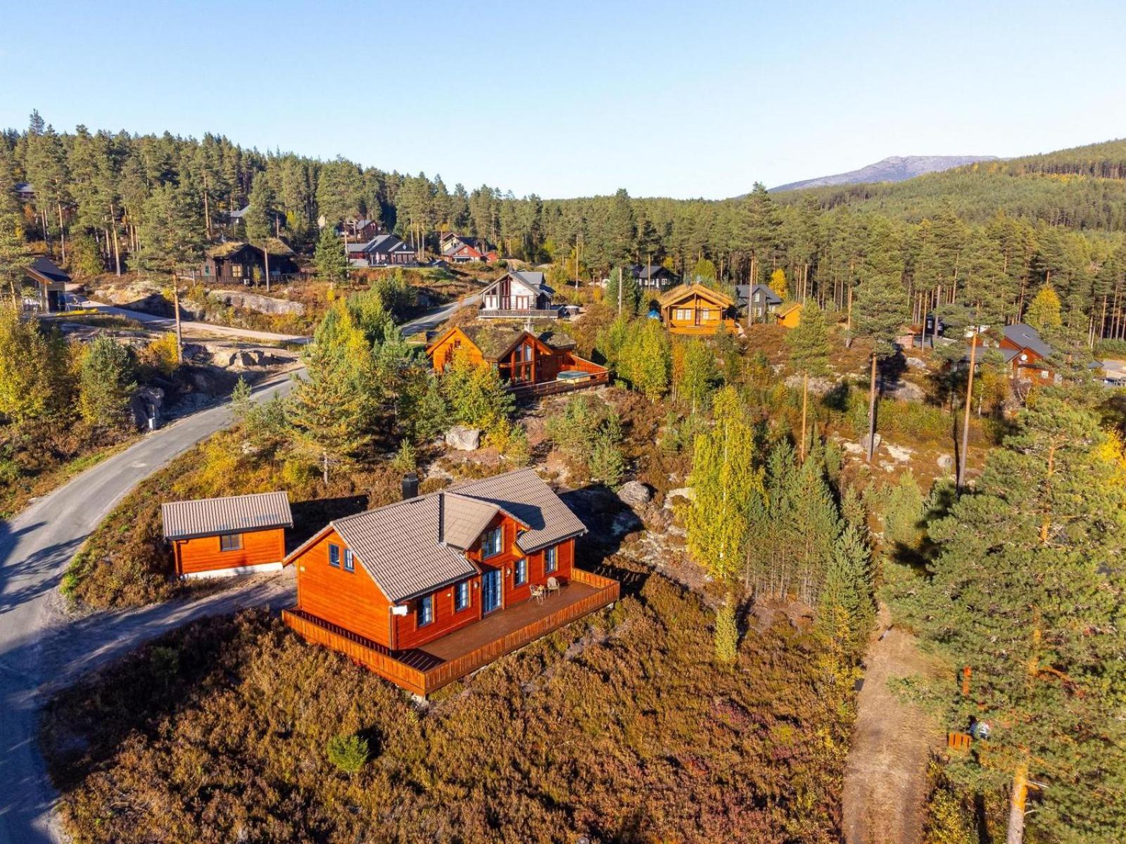Cosy Norwegian Home with View & Fireplace - Marit's Hytte