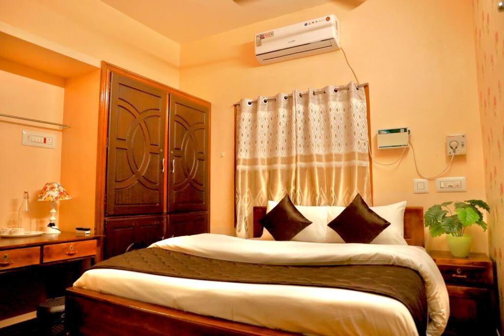 Blue home stay- 10min walk to kanyakumari beach view 2