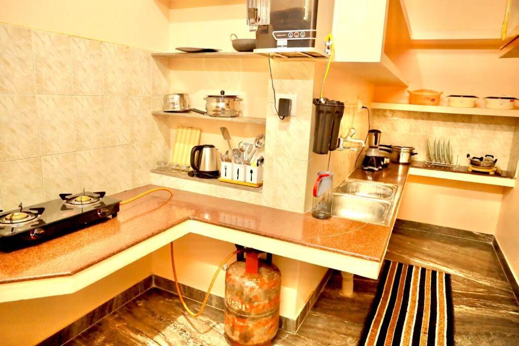 Blue home stay- 10min walk to kanyakumari beach view 4