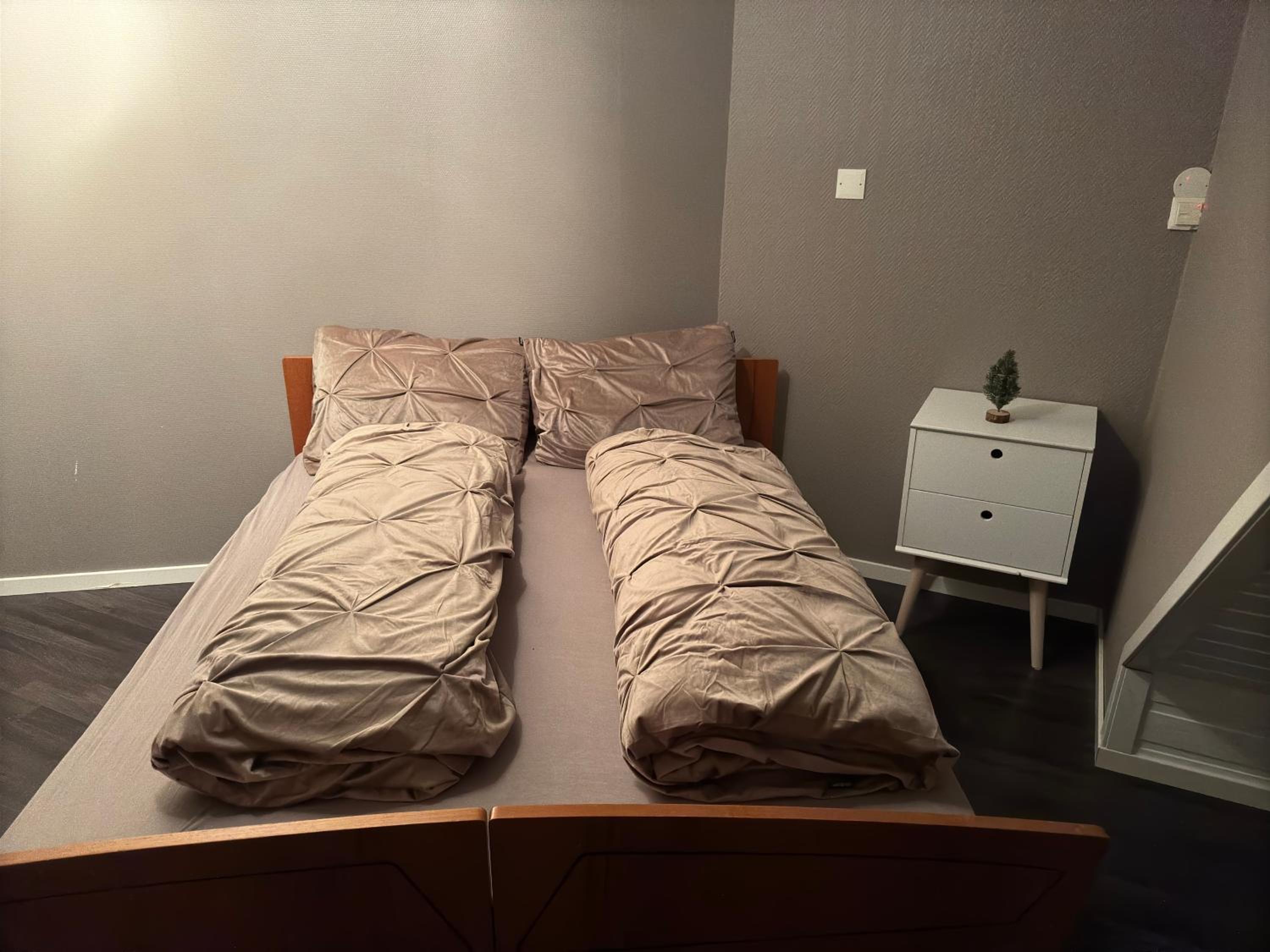 Apartment for 4 in Nature with Mountain View, 3 km from Beach