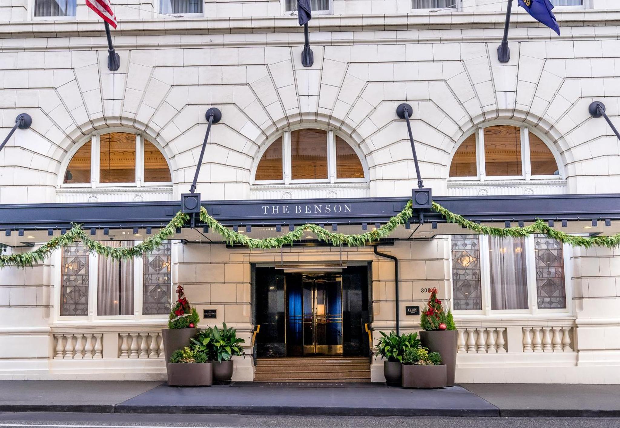 Hotel The Benson Portland, Curio Collection by Hilton - Image 1