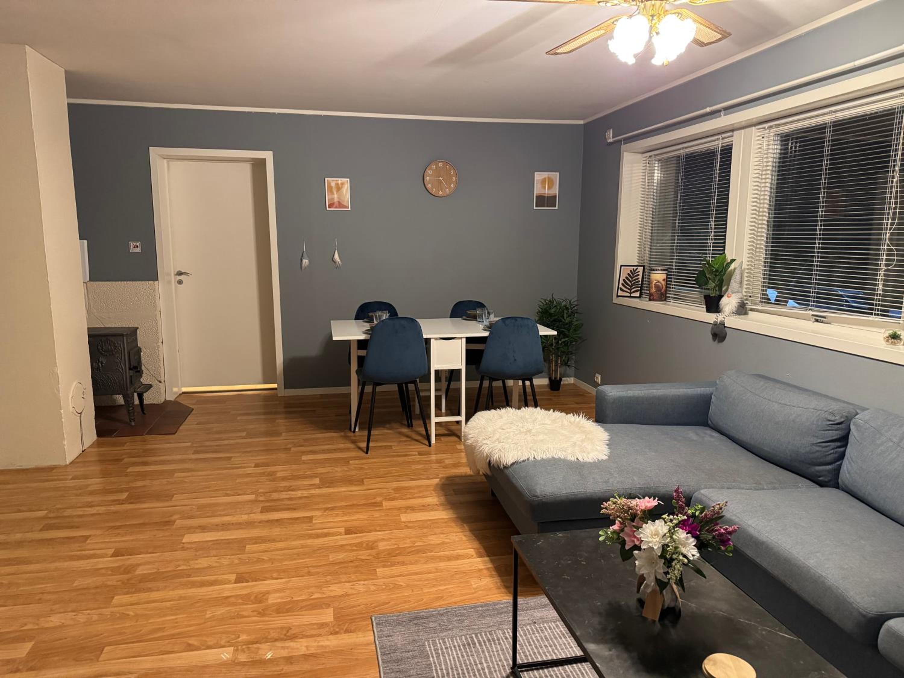 Apartment for 4 in Nature with Mountain View, 3 km from Beach