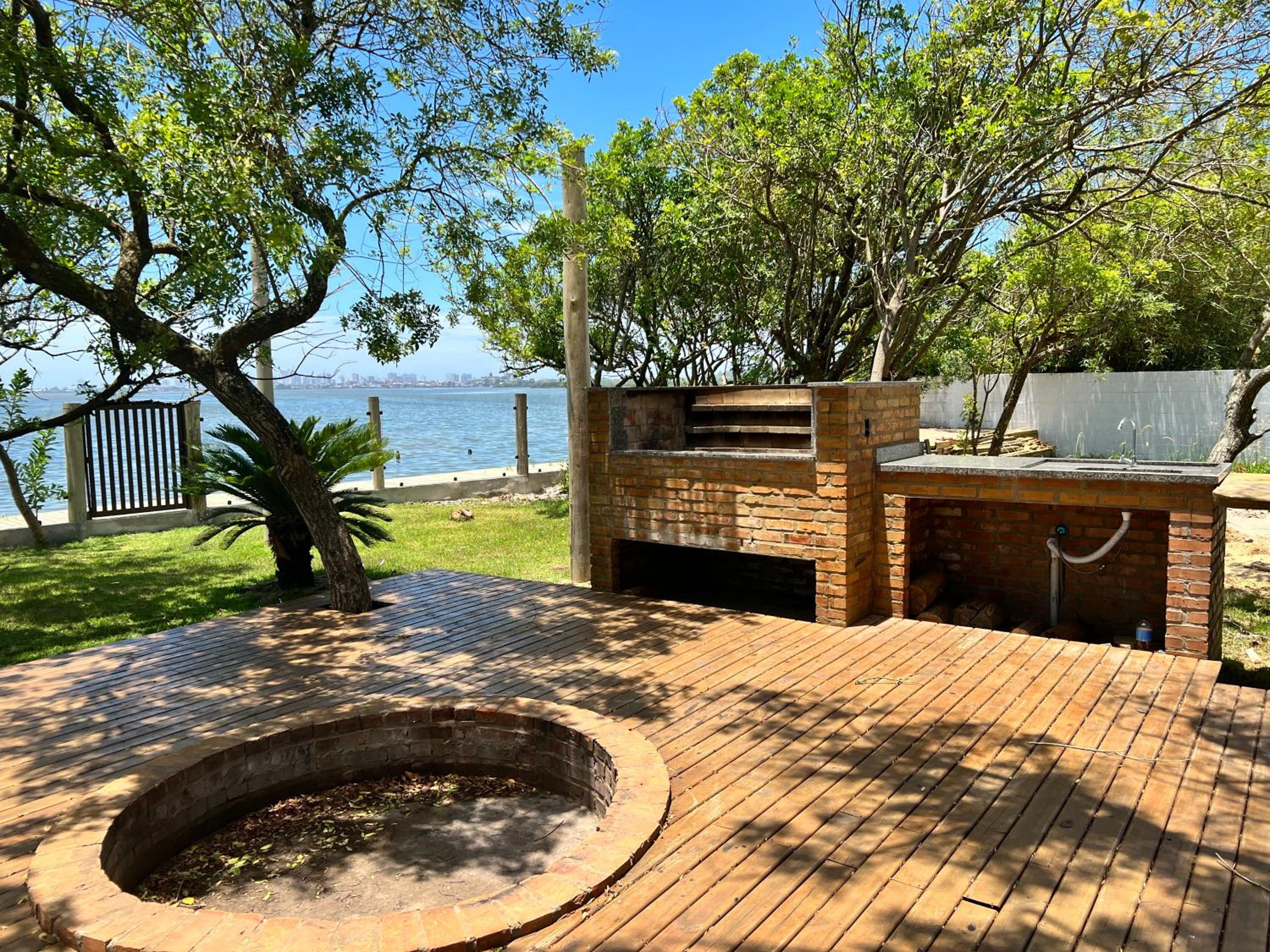CASA DA LAGOA Casa Rustica na Beira da Lagoa