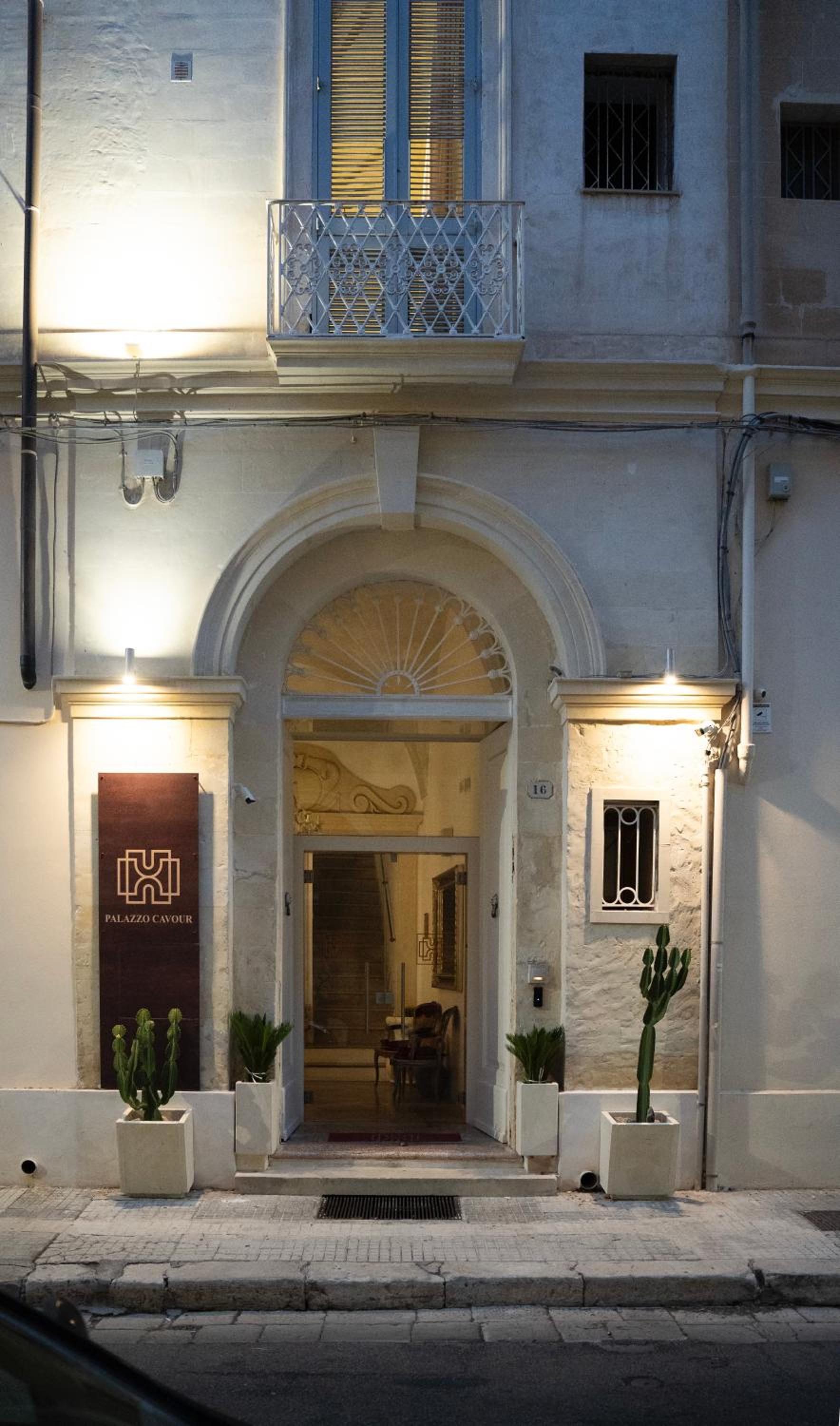 Palazzo Cavour