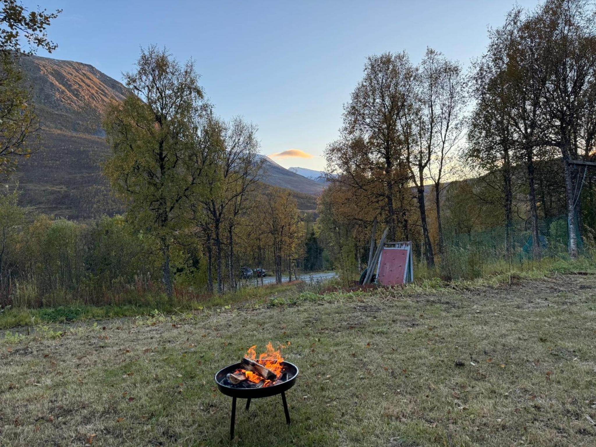 Apartment for 4 in Nature with Mountain View, 3 km from Beach