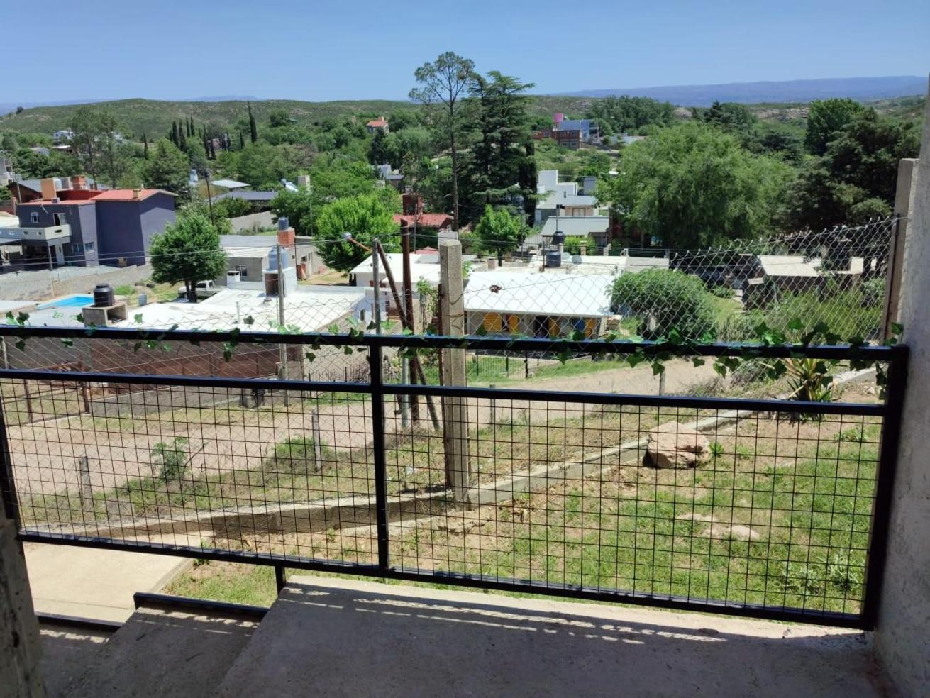 ENCANTO SERRANO