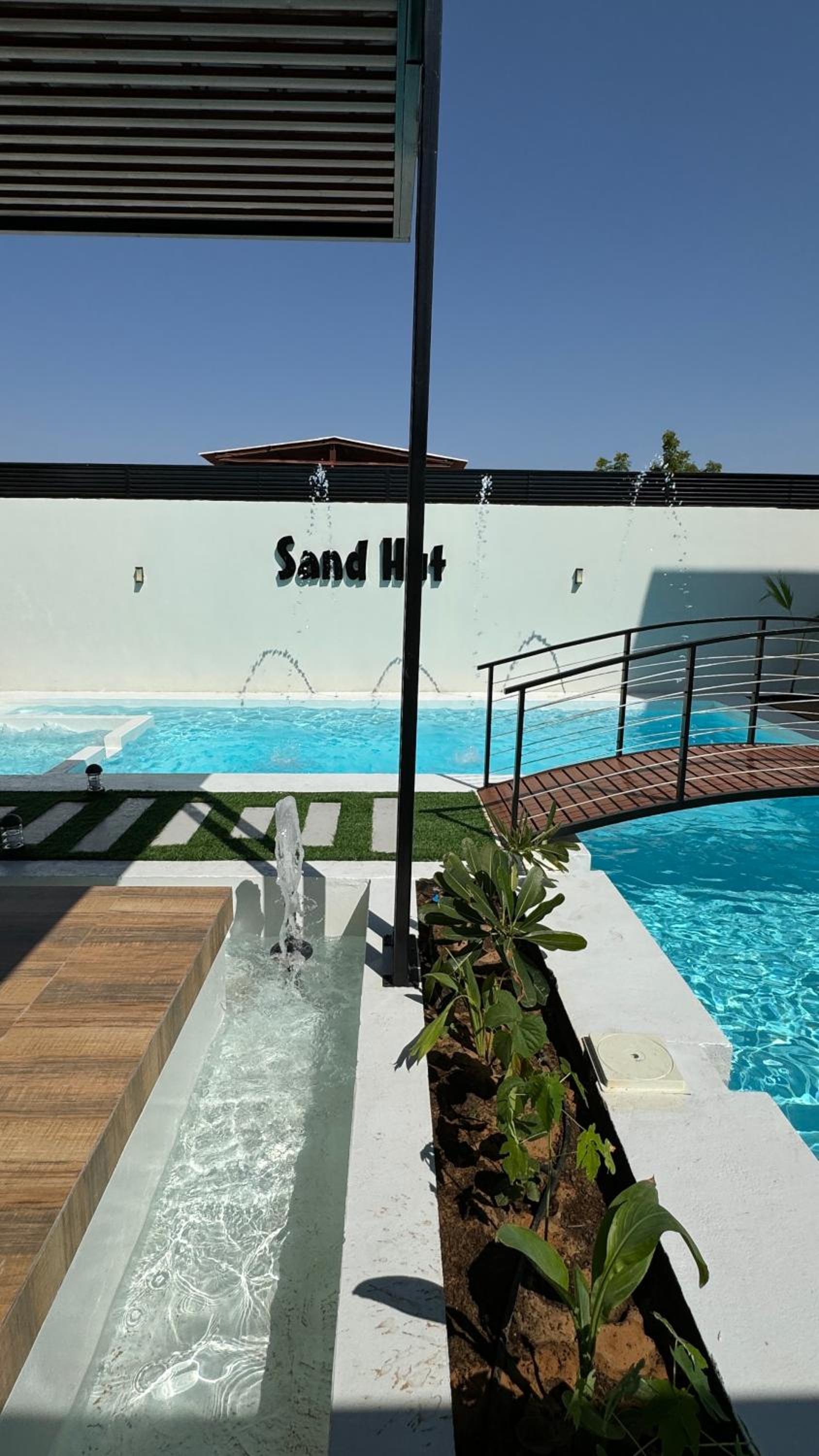 sandhut77 view 3