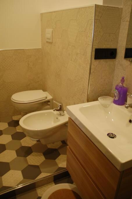 Interno Sette