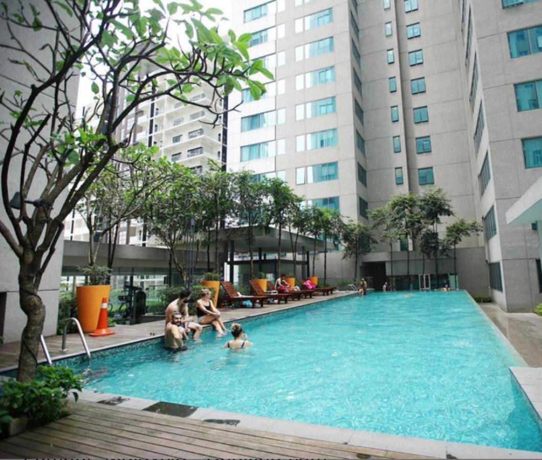 Mercu Summer Suites By C