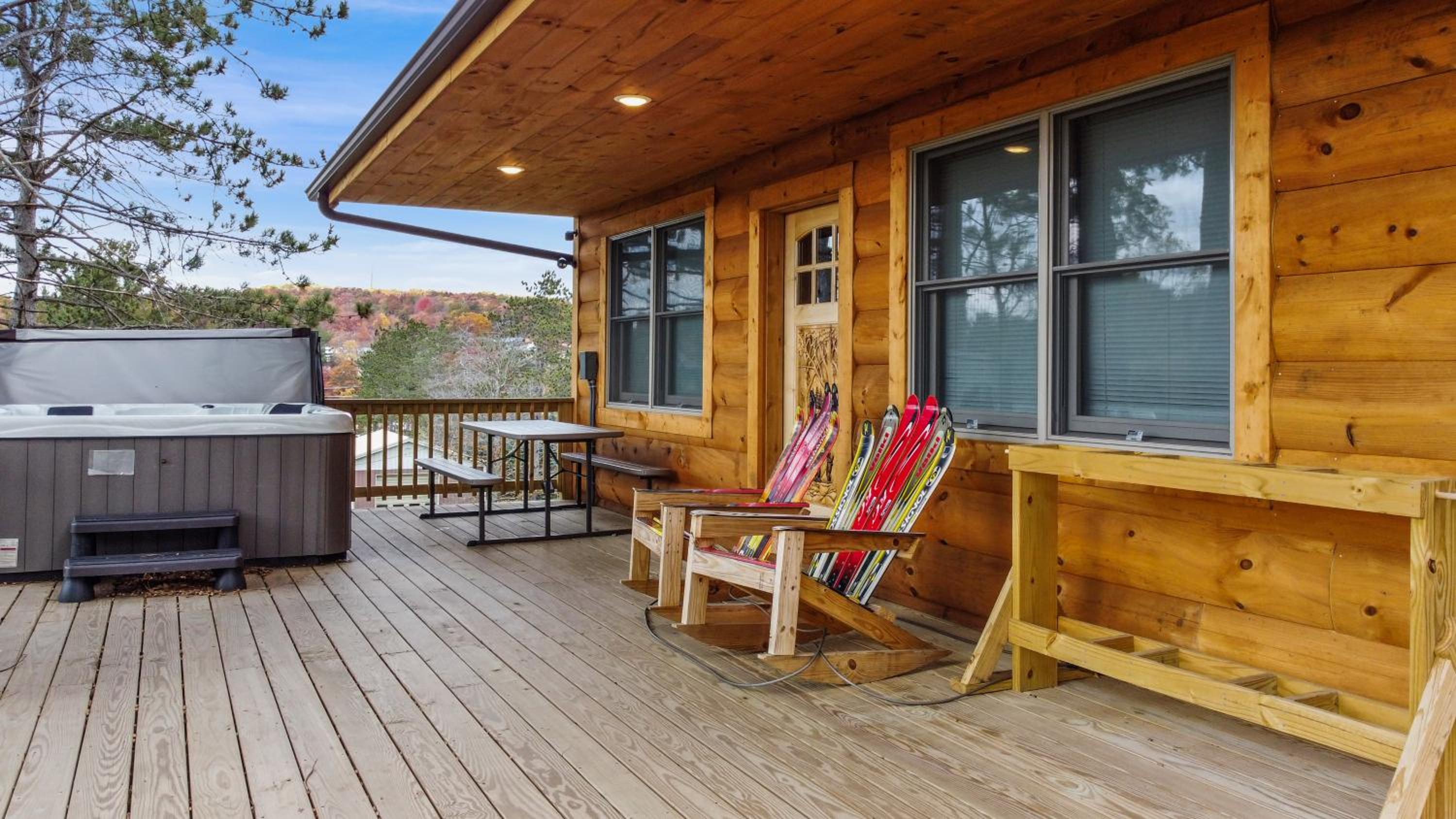 Slippery Slope Cabin at Deep Creek Lake / Wisp Mountain (3 BR)
