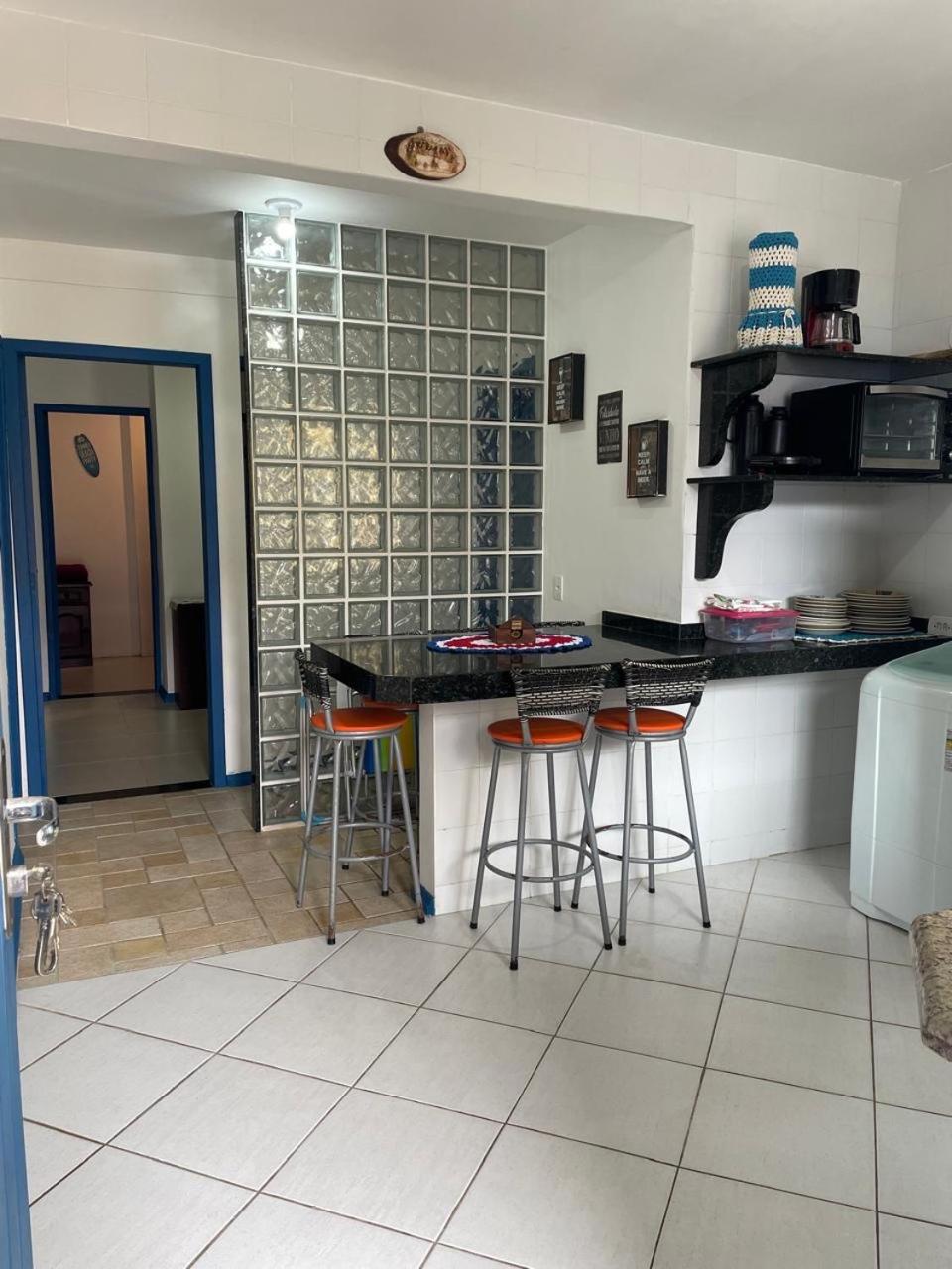 PÉ NA AREIA Apto Manfron