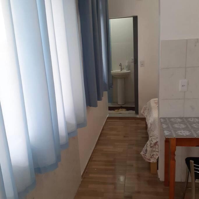Kitinete aconchegante na Prainha