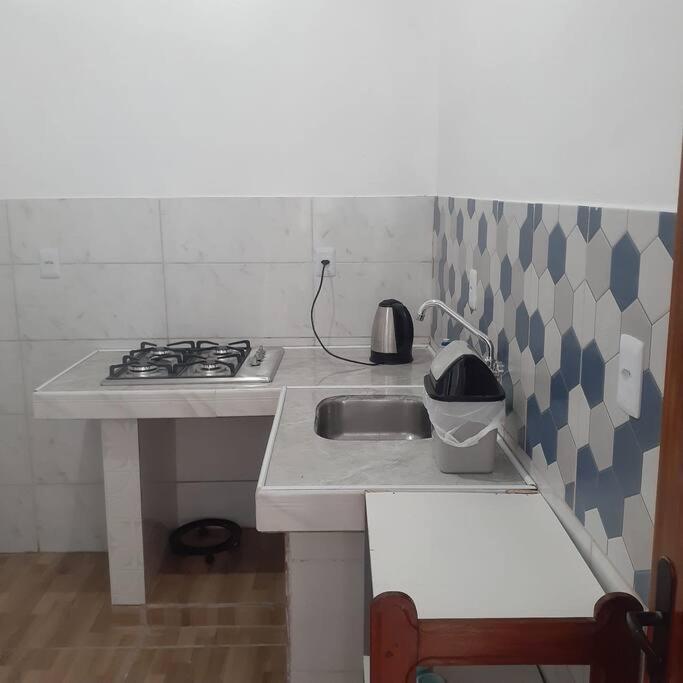 Kitinete aconchegante na Prainha