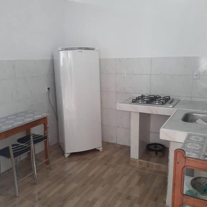 Kitinete aconchegante na Prainha