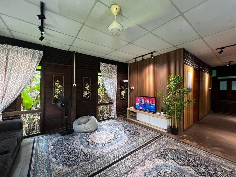 Merpati Dusun Retreat