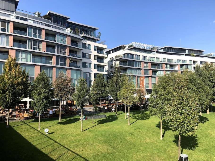 Eurovea 2Bedroom Suite by Danube Free Parking