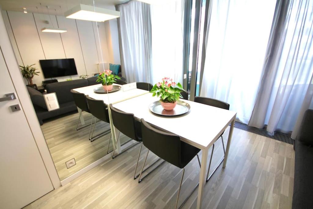 Eurovea 2Bedroom Suite by Danube Free Parking