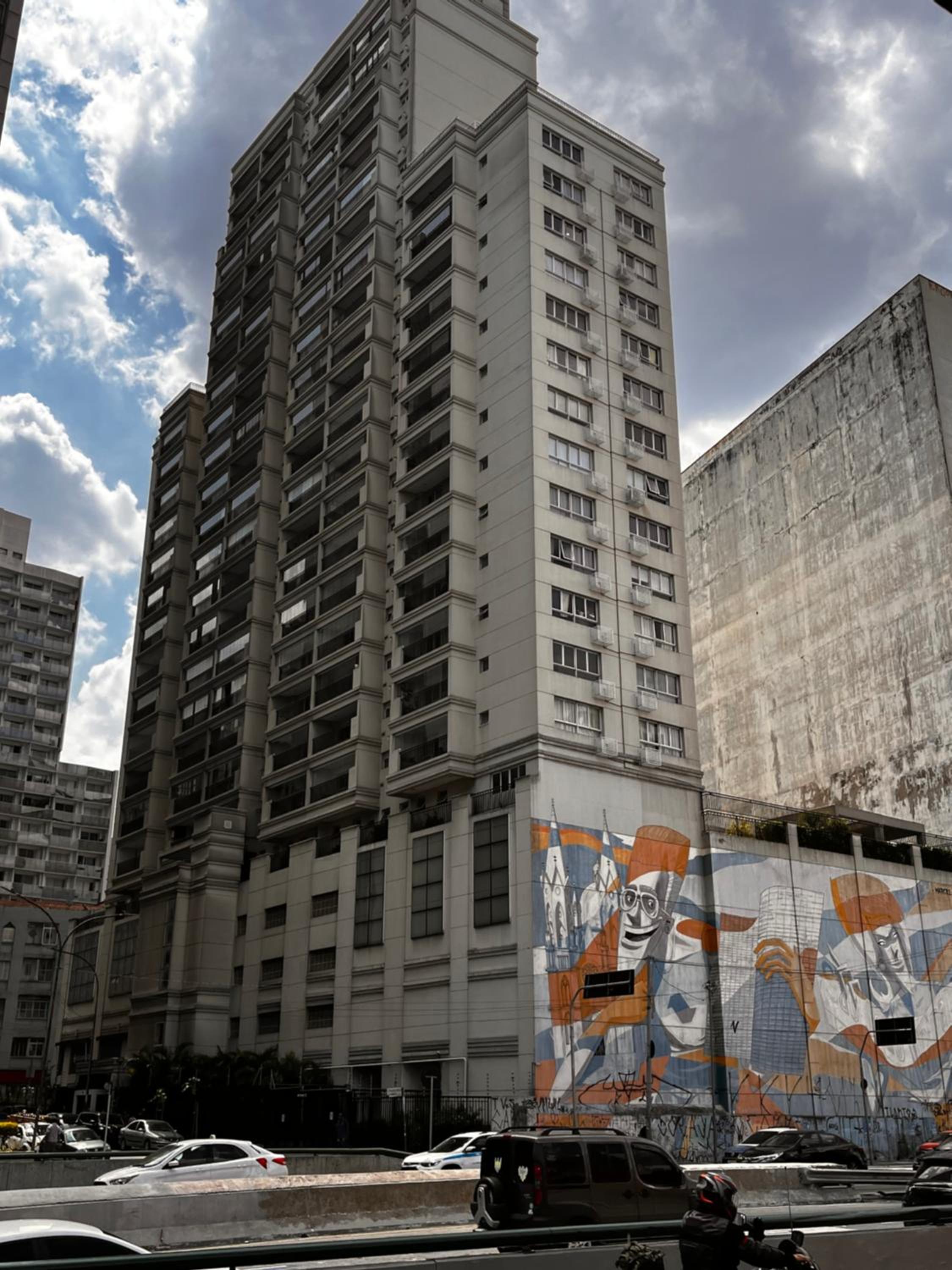 Silver One - Apto com Estacionamento e Localização Privilegiada - Metrô Luz
