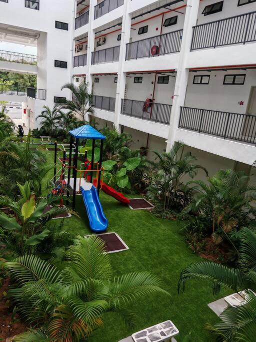 Comfortable Greenery photo 8
