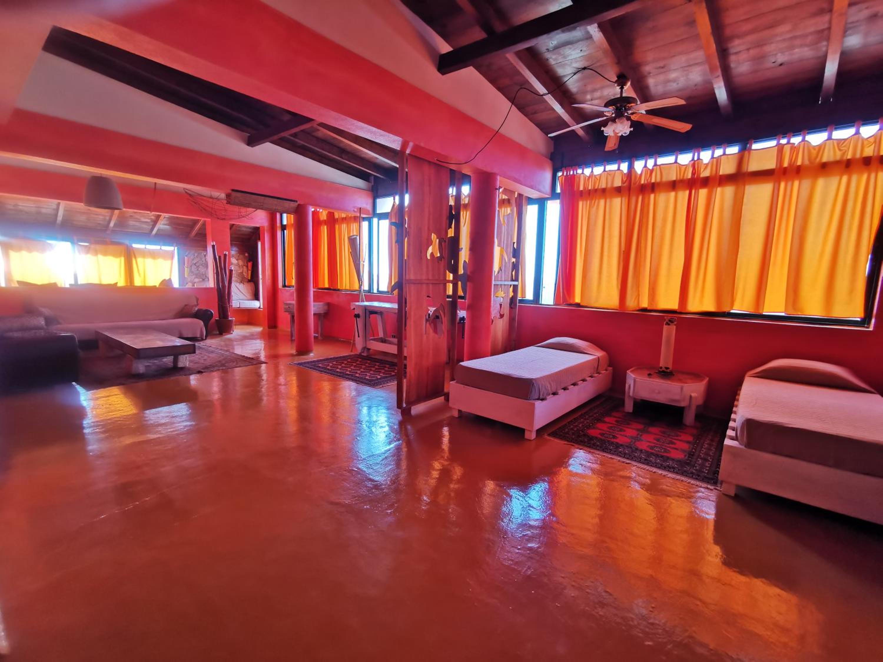Surfactivity Guest House