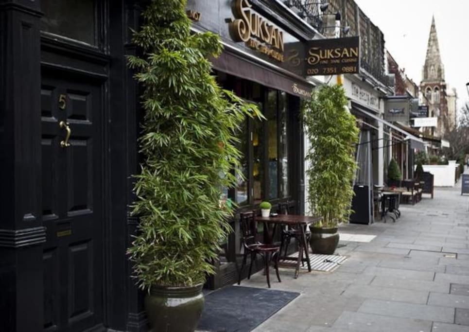 Chelsea London 2BR Maisonette view 2