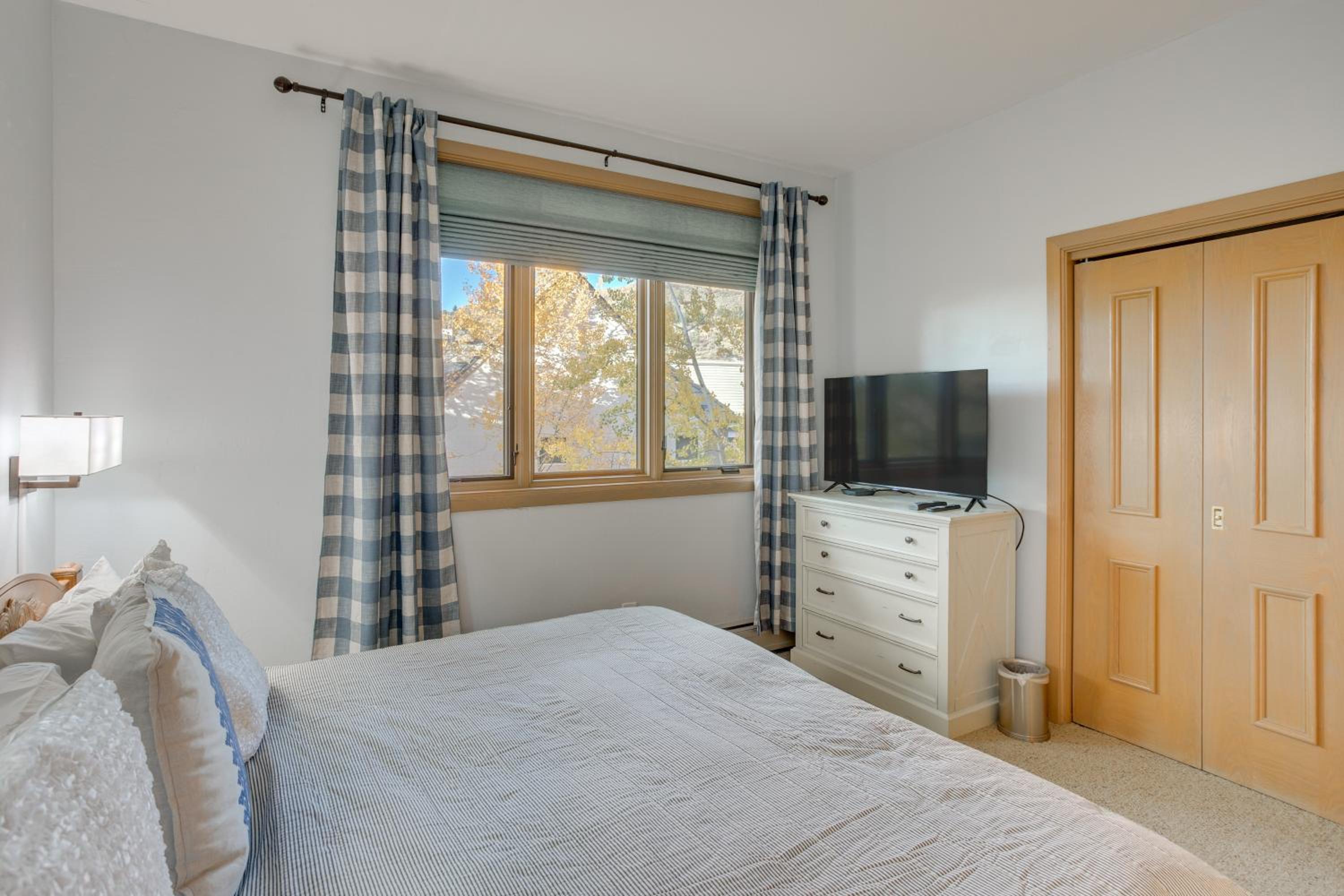 Luxury True Ski-InandSki-Out Beaver Creek Apartment!