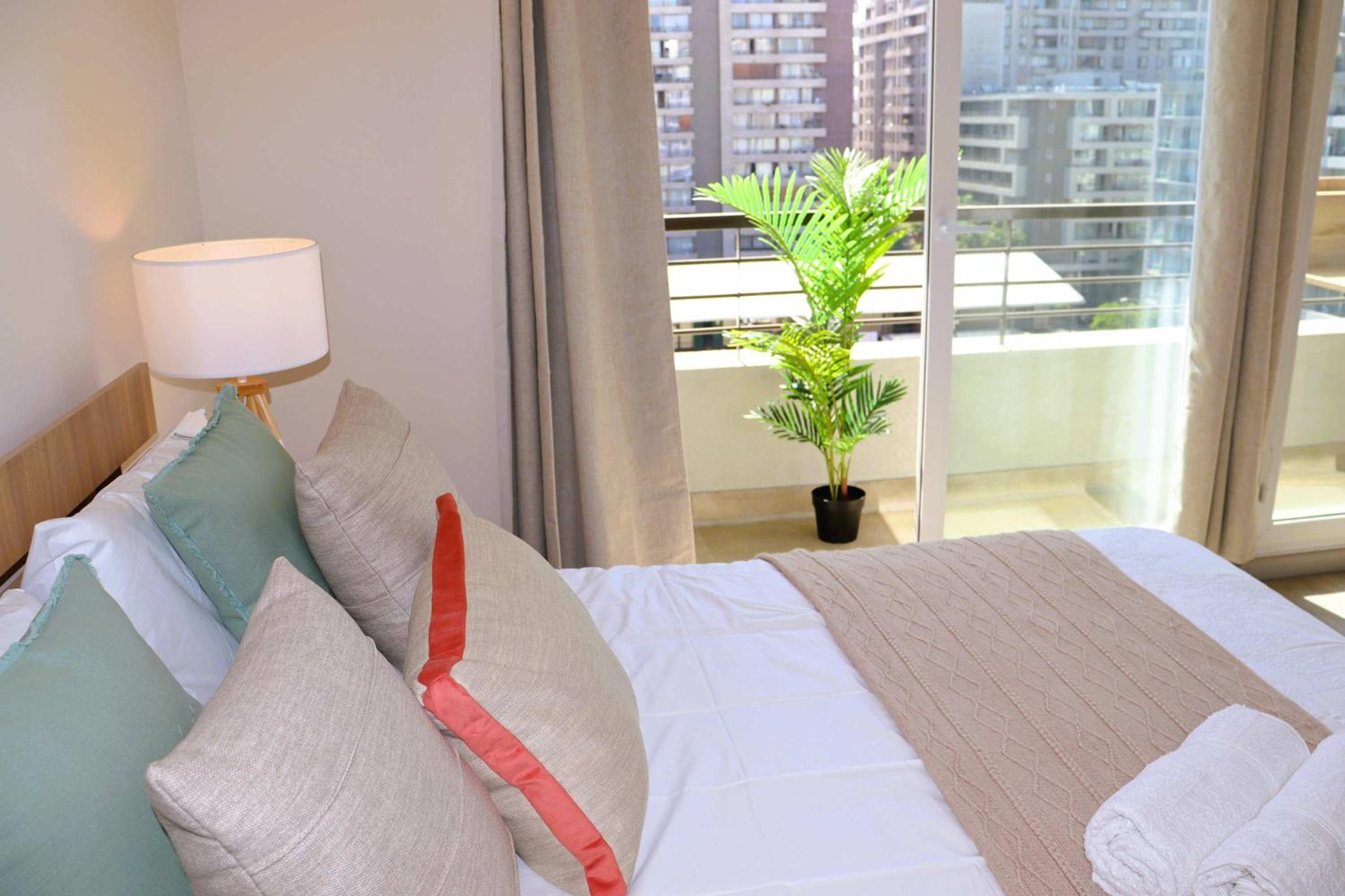 HOM I Wifi con Estacionamiento, Aire Acondicionado, Gimnasio y Piscina b309