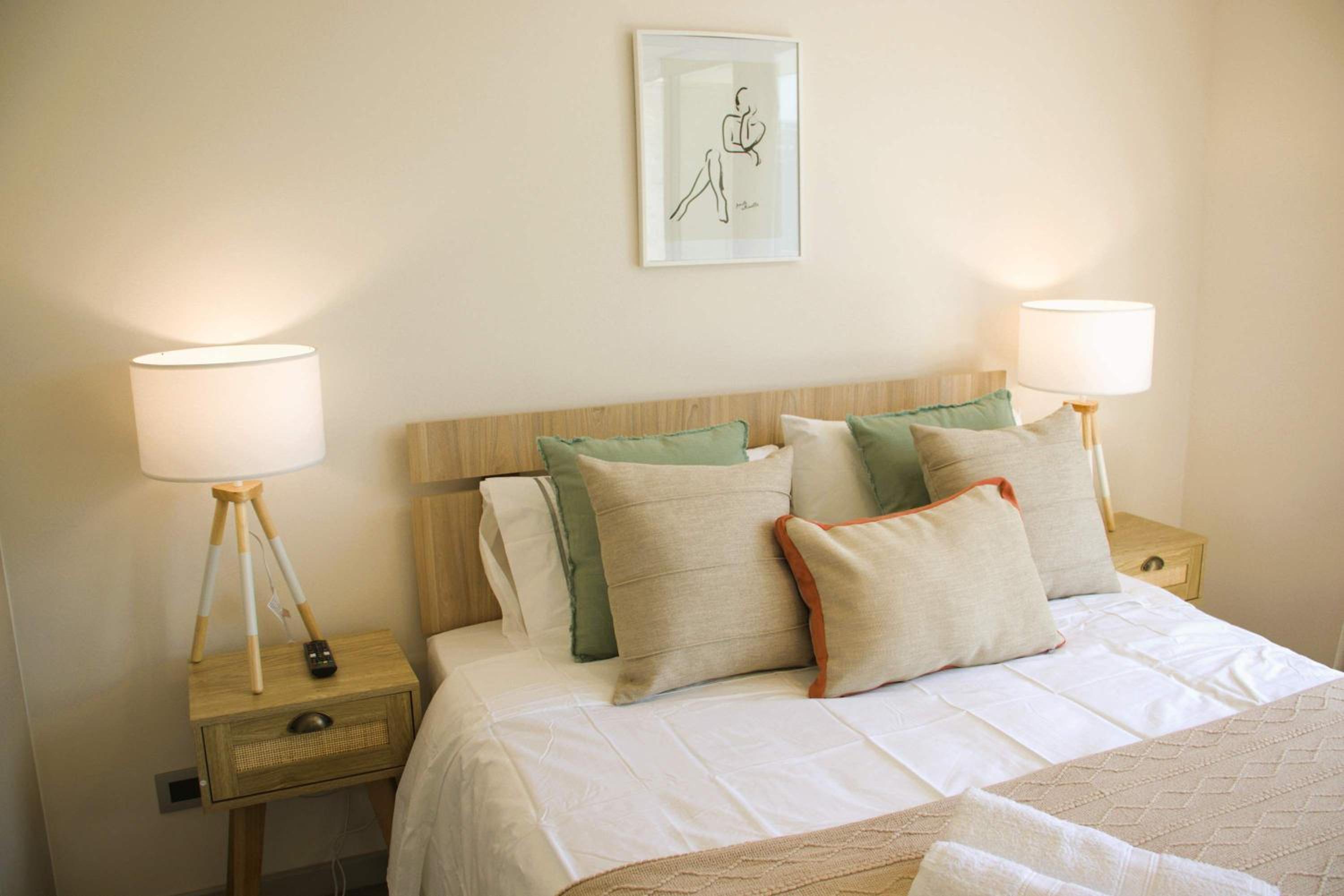 HOM I Wifi con Estacionamiento, Aire Acondicionado, Gimnasio y Piscina b309