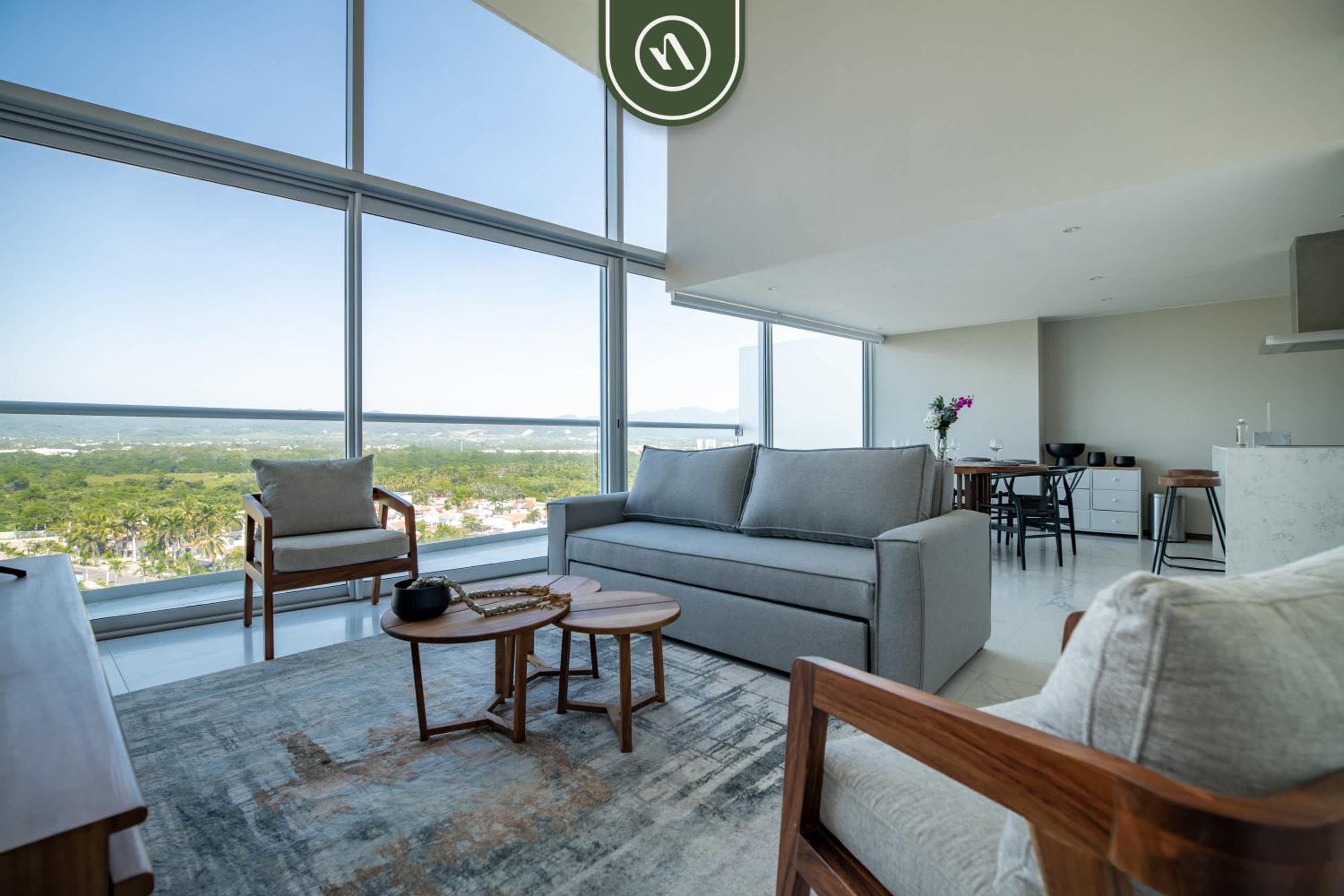 Stunning Oceanview 2BR Condo - Private Beach - Gym, fotografía 5