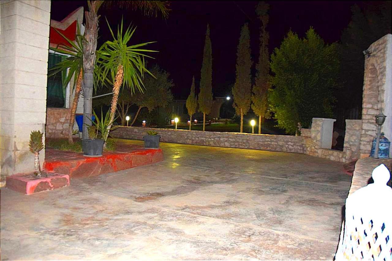 Photo 40