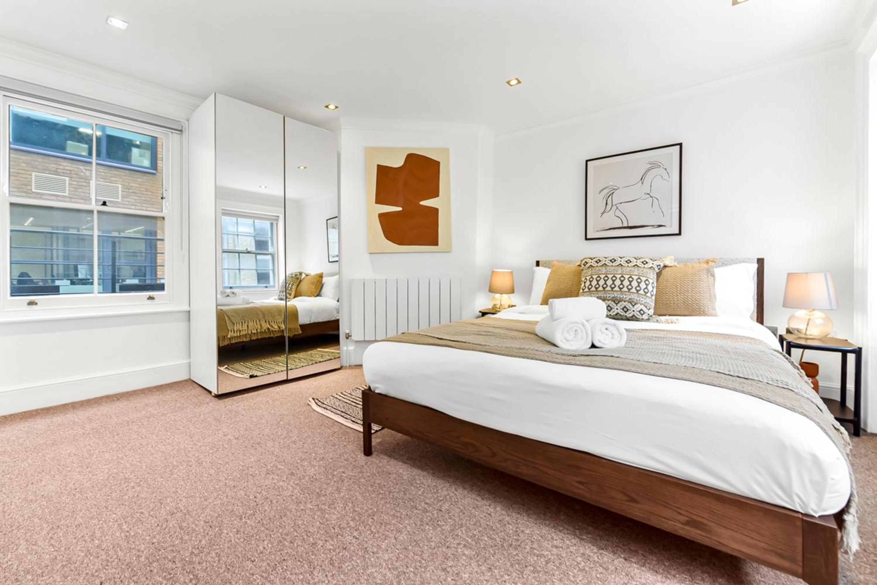 2 Bed House- Piccadilly