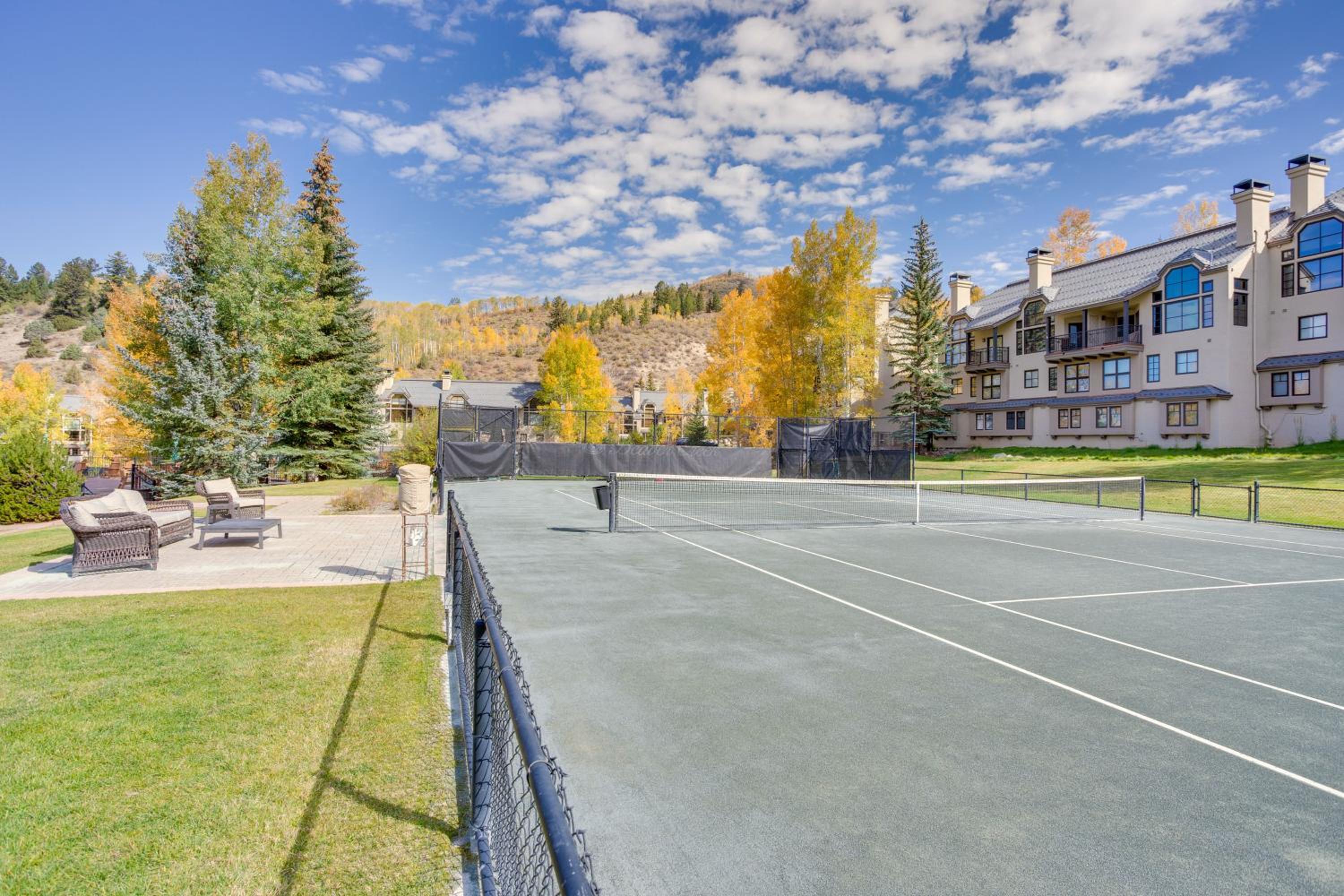 Luxury True Ski-InandSki-Out Beaver Creek Apartment!