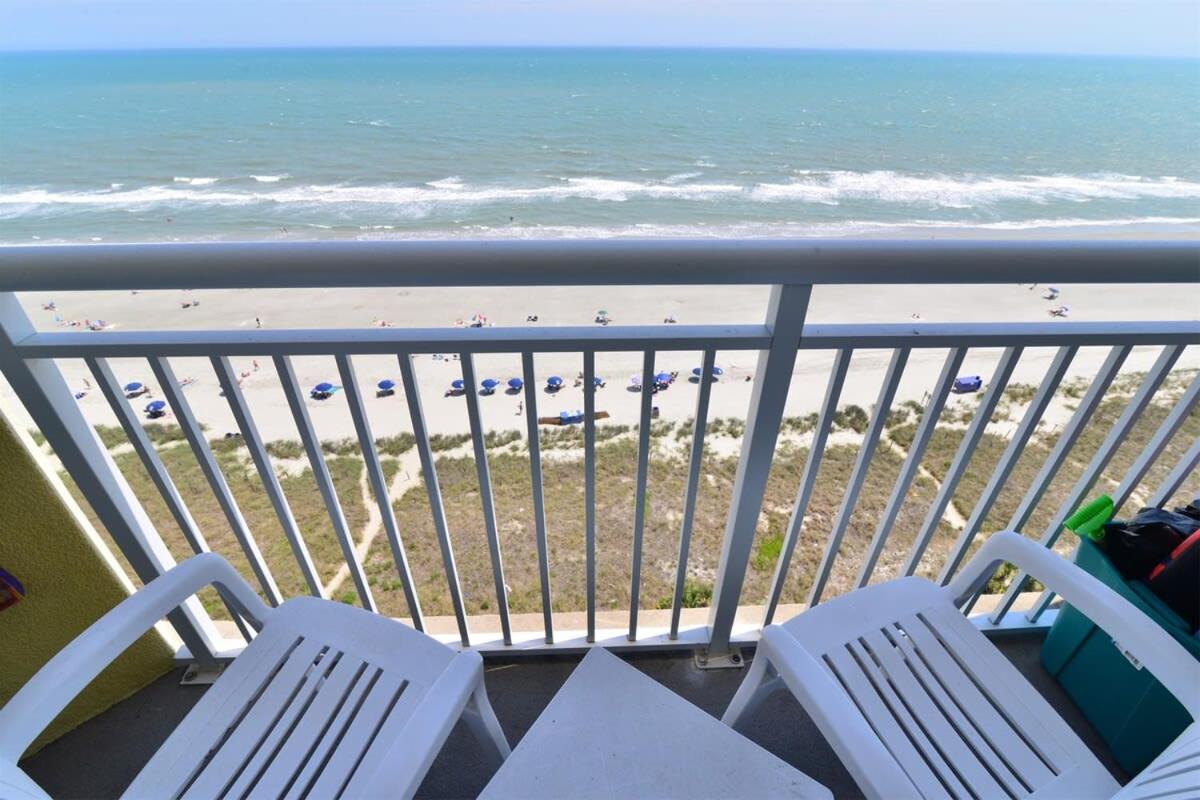 Oceanfront with Lazy River and Huge Pool Oasis view 5