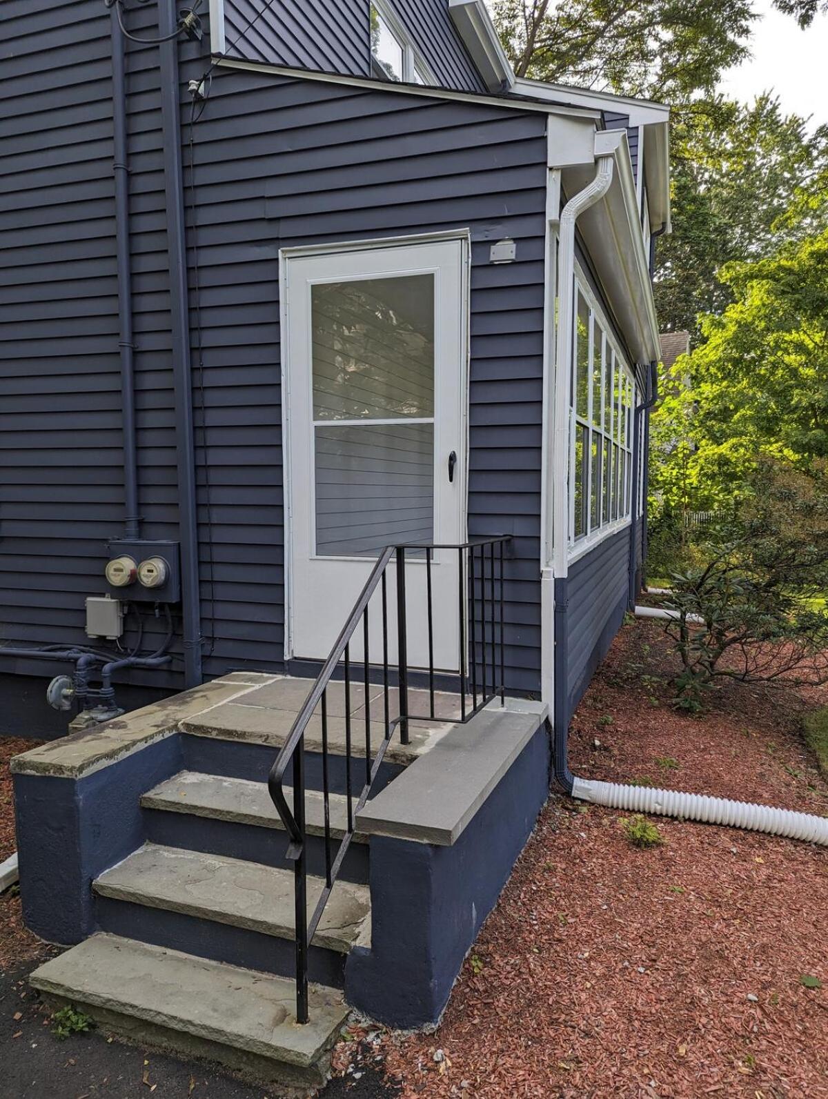 Boston Vacations - Comfortable 3 Bed Apt in Quiet Neighborhood - Property Image 4